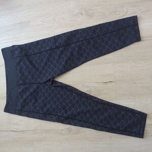 Constantly Varied Gear Capri Length Leggings